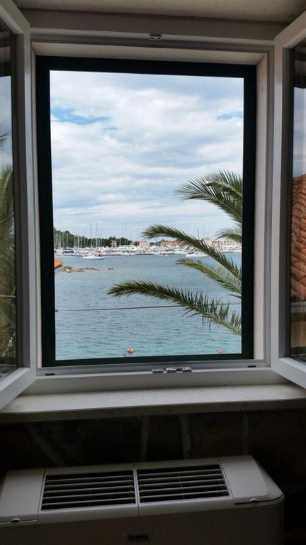 Guest House Jere Old Town Rogoznica  Εξωτερικό φωτογραφία